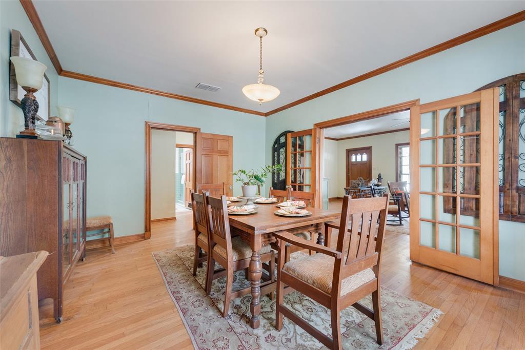233 E High Street