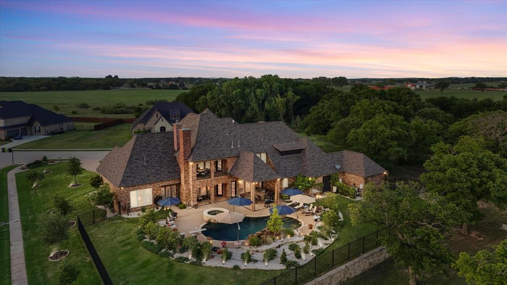 103 Oak Grove Lane