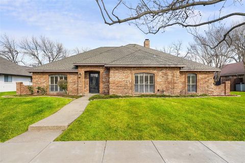 Photo of 6018 Raleigh Drive, Garland, TX 75044 (MLS # 21155108)