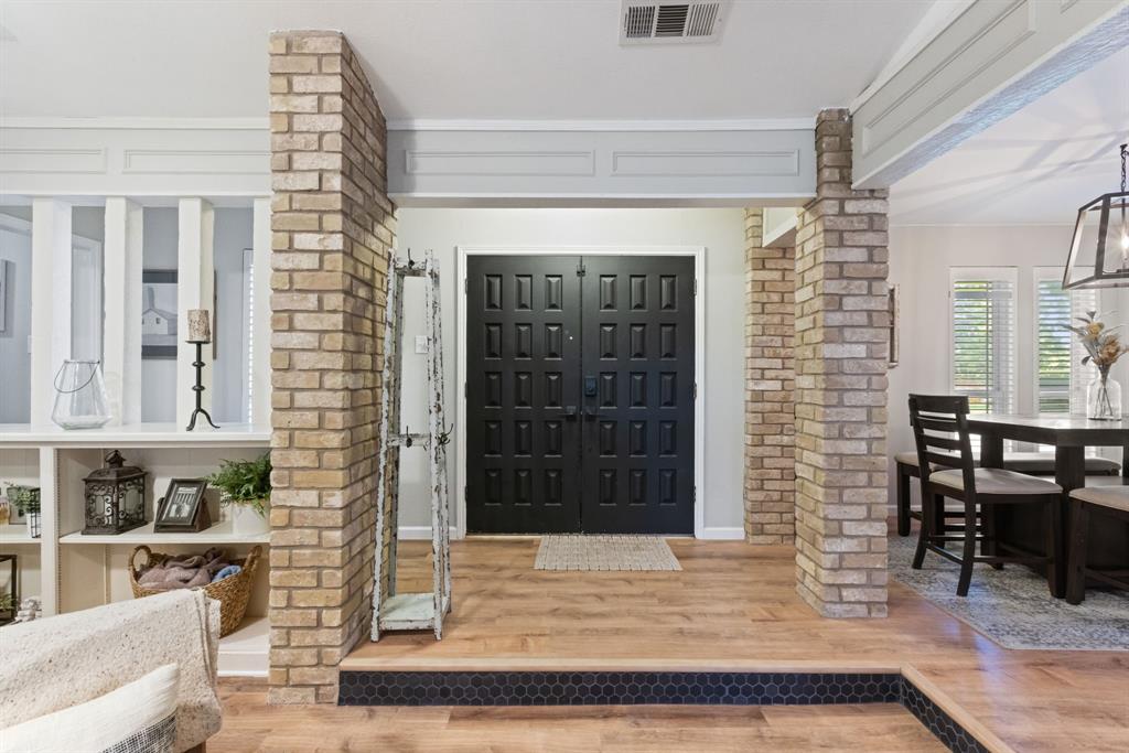 1809 Mercedes Place