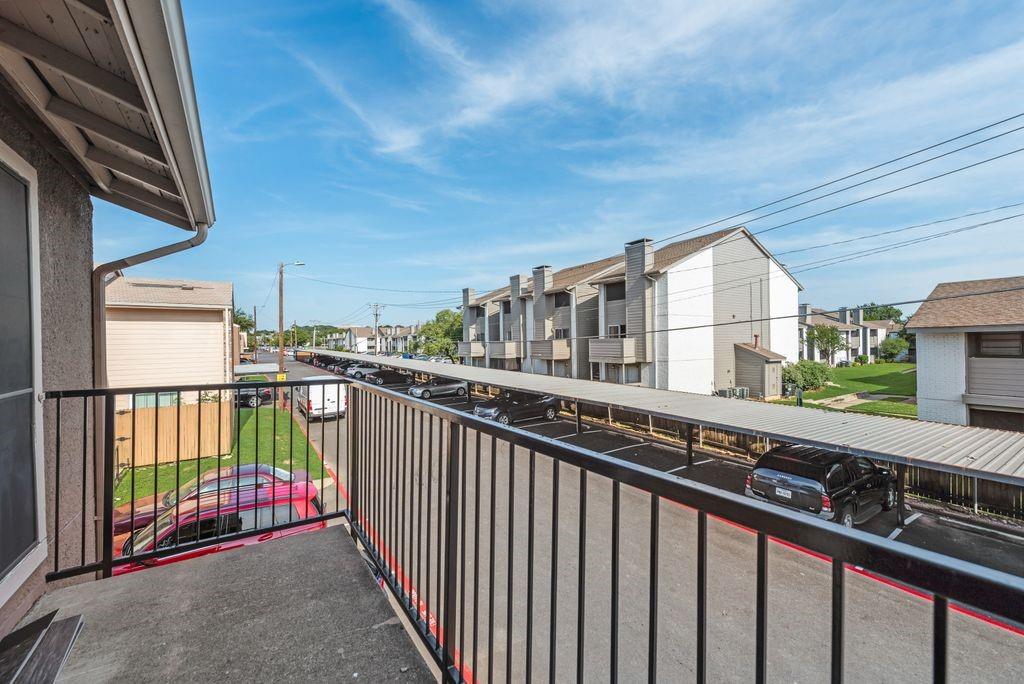 Woodhaven Condo - Residential