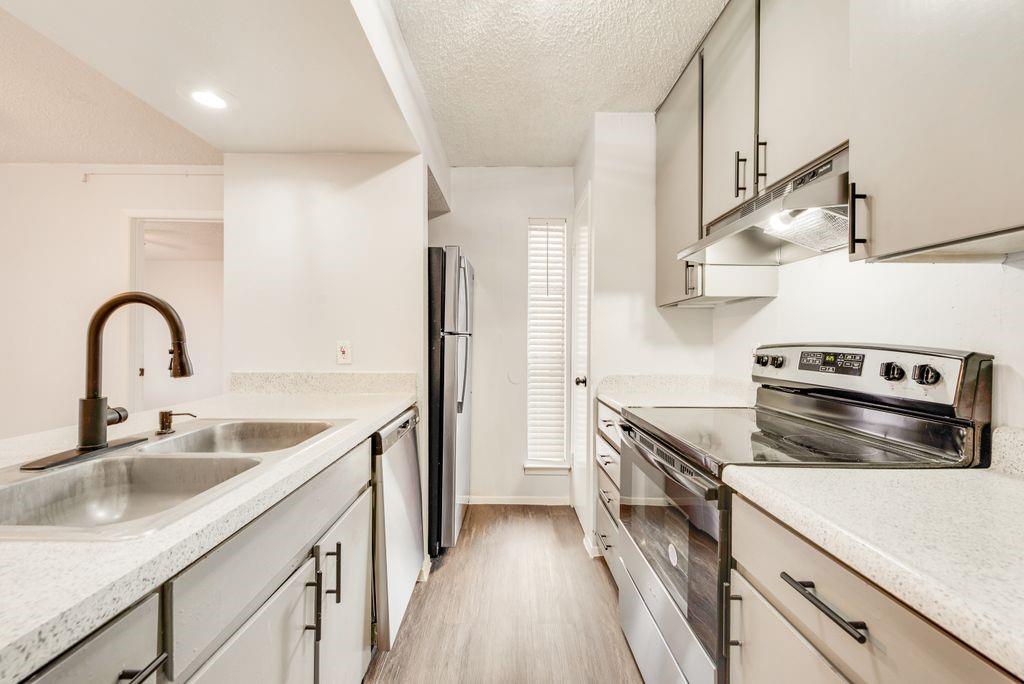 Woodhaven Condo - Residential