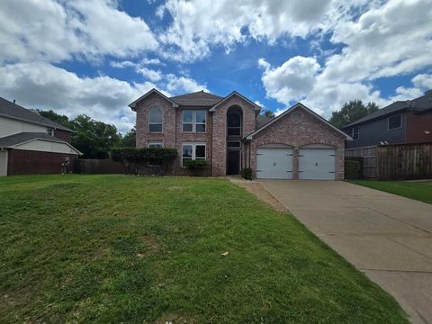 7924 Ember Oaks Drive North Richland Hills TX 76182