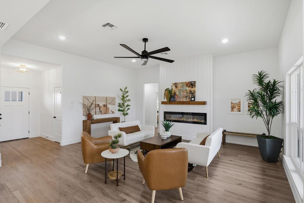 Toon Ranch - Residential