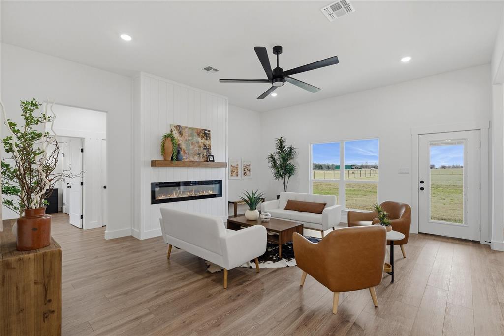 Toon Ranch - Residential