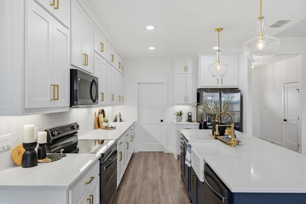 Toon Ranch - Residential