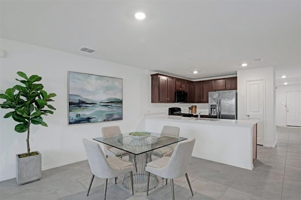 Mobberly Farms Ph 1 - Residential Lease