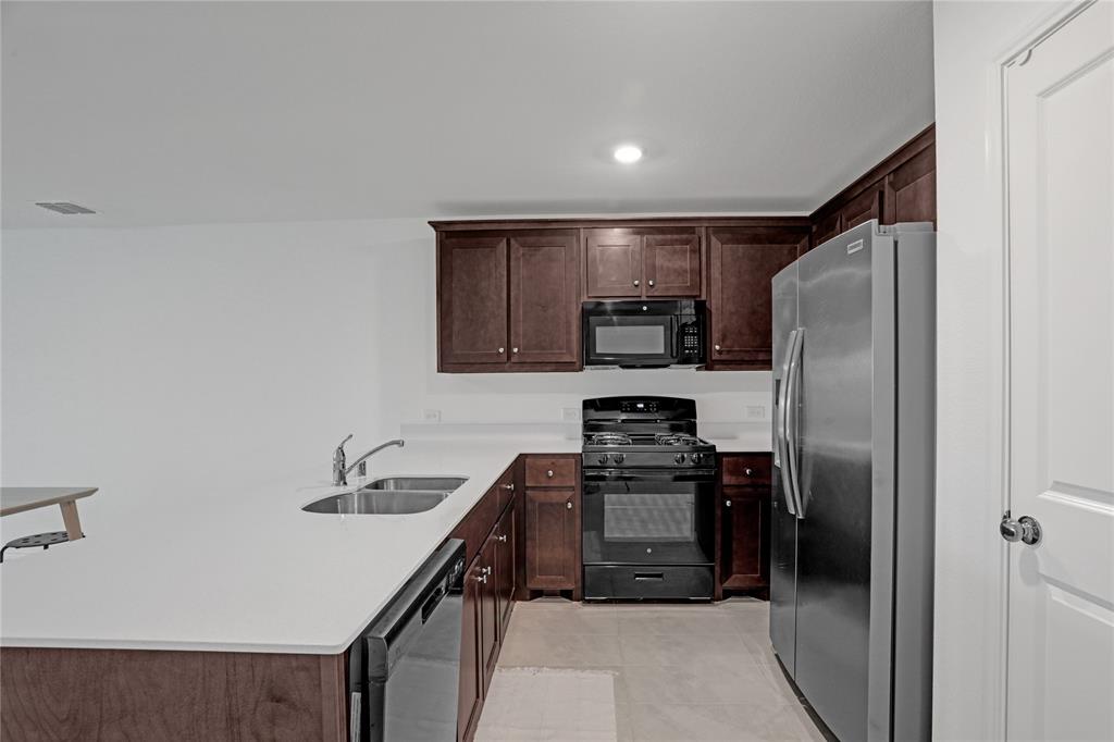 Mobberly Farms Ph 1 - Residential Lease