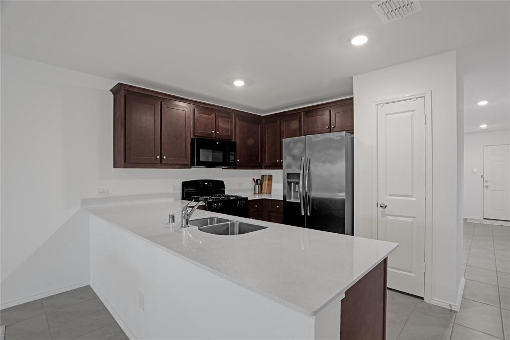 Mobberly Farms Ph 1 - Residential Lease