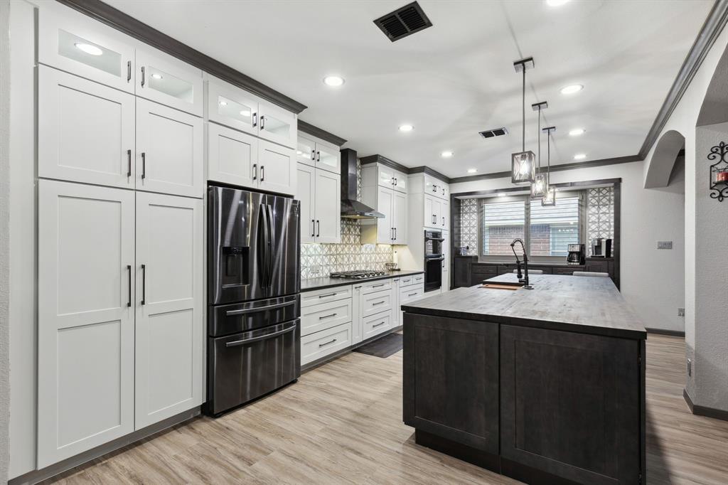 7164 Bramblebush Drive