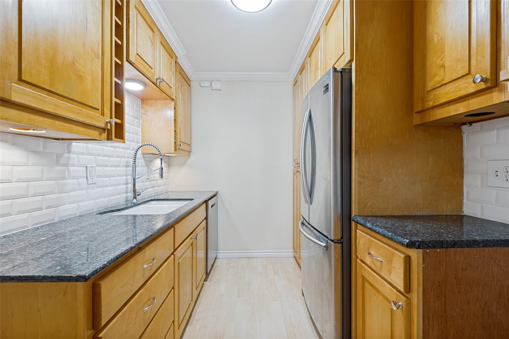 Twenty-One Turtle Creek Condos - Residential