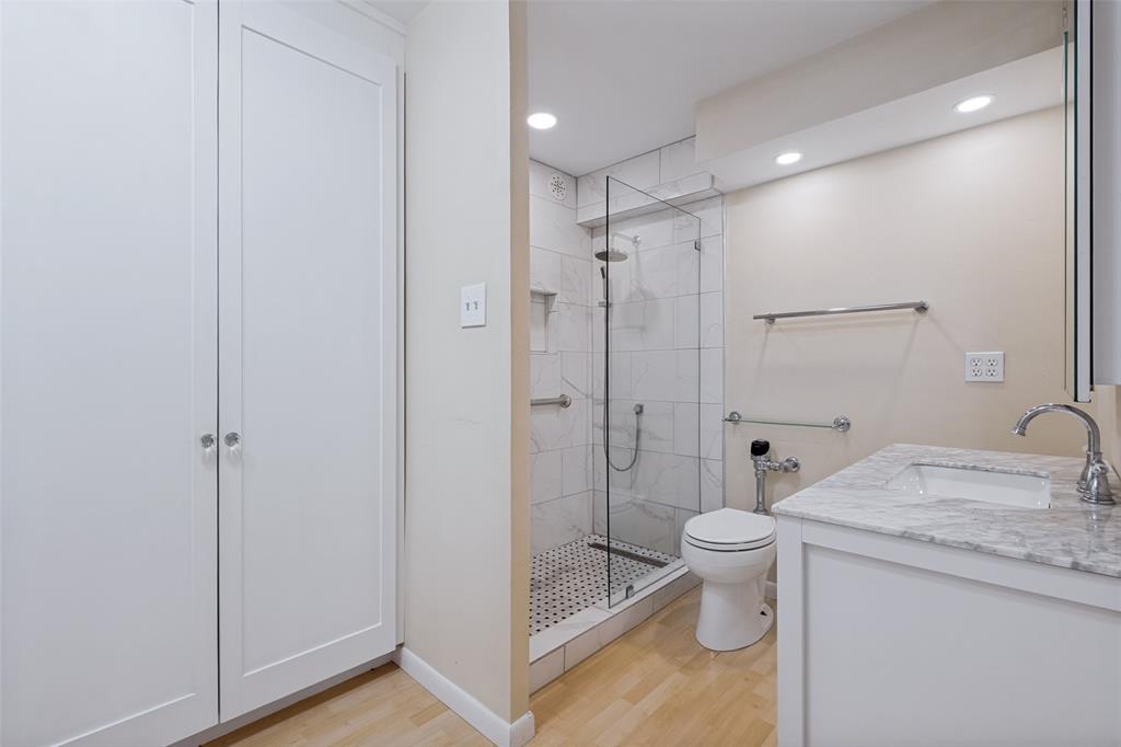 Twenty-One Turtle Creek Condos - Residential