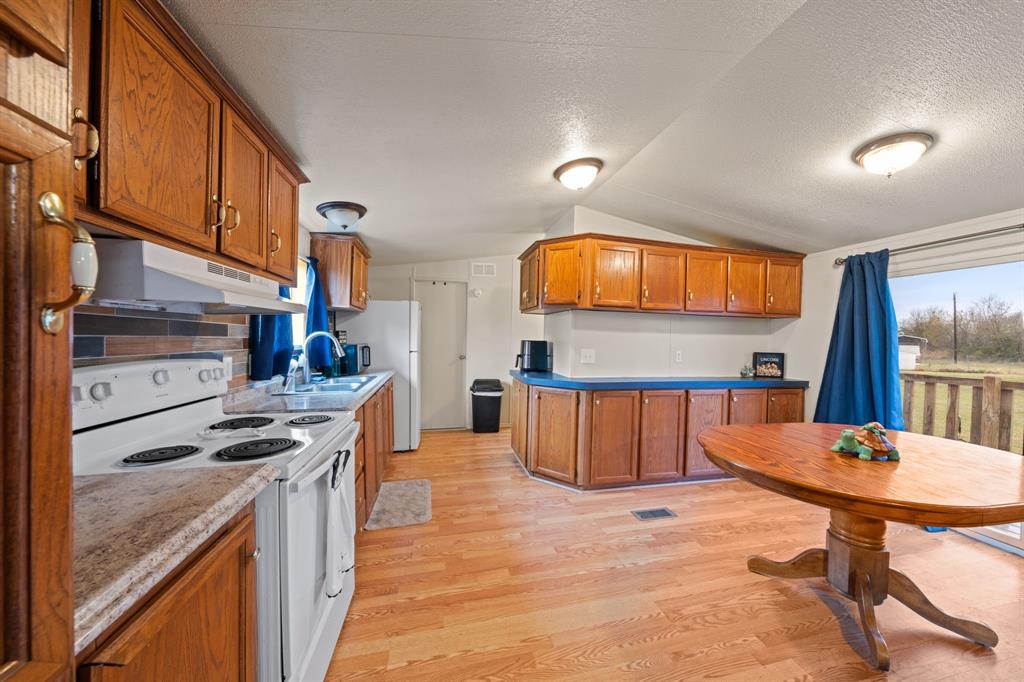 Lakeshore Estates - Residential