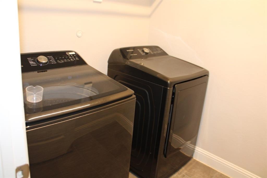 Wildcat Ranch Ph 1b - Residential Lease