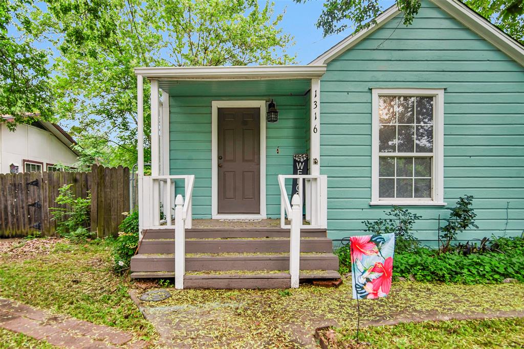 1316 Elm Street