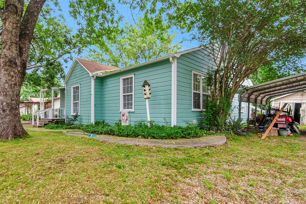 1316 Elm Street