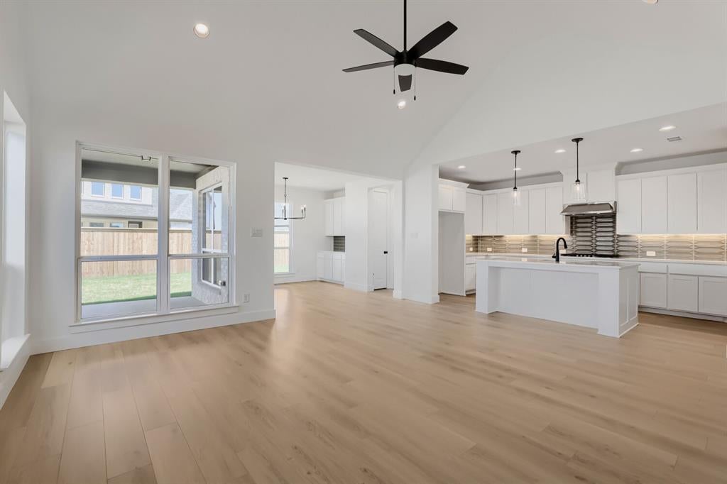 2604 Grinnel Drive