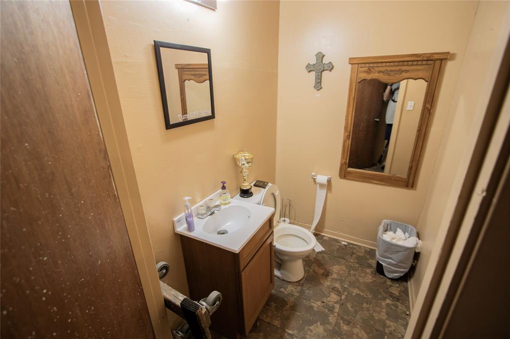 Edgewood - Commercial Sale