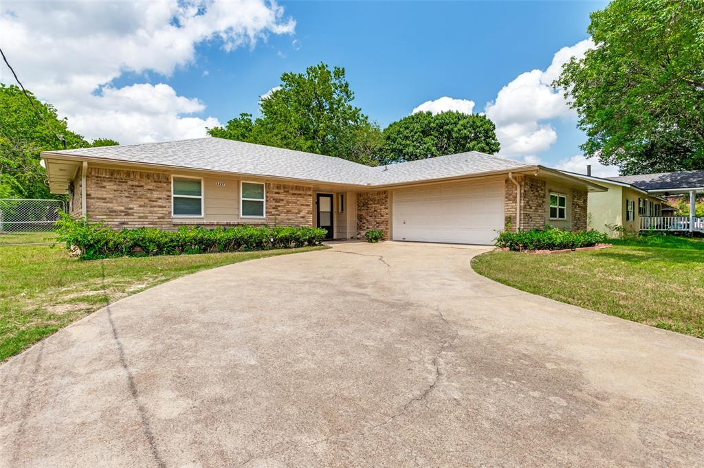 1227 Elsmere Drive