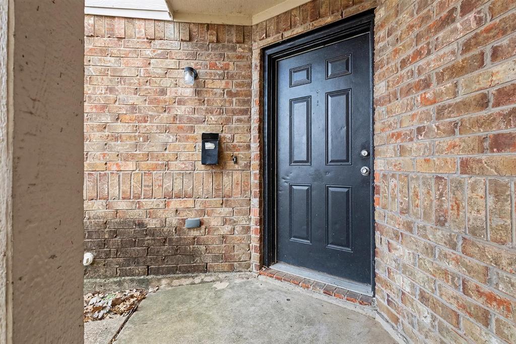 210 Creek Cove Drive