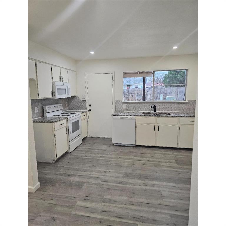 5233 Kingston Court