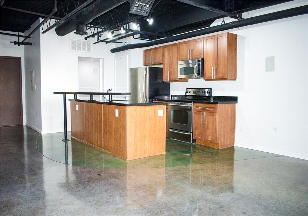 3110 Thomas Avenue 534