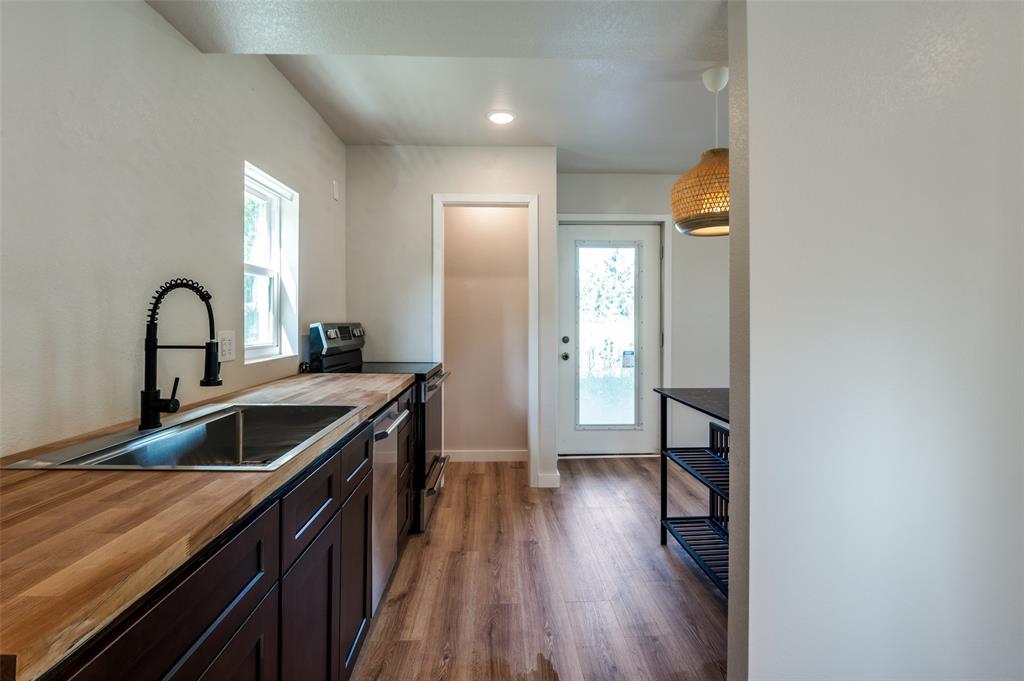 ROBINSONS LACKEY DRIVE ADDITION (GCN), LOT 1 - Residential