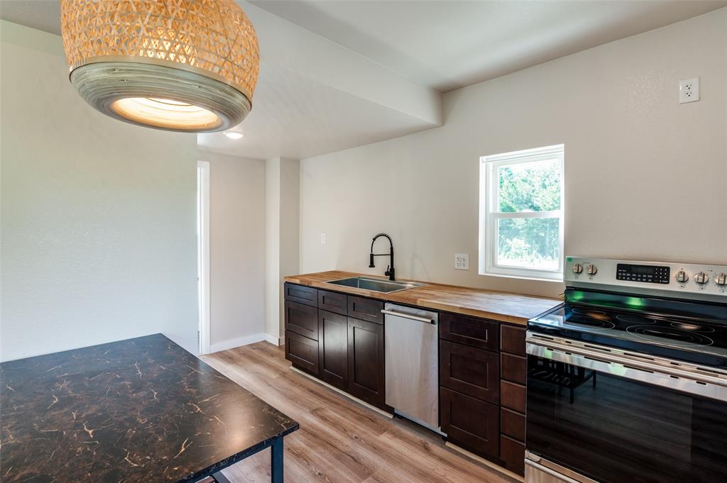 ROBINSONS LACKEY DRIVE ADDITION (GCN), LOT 1 - Residential