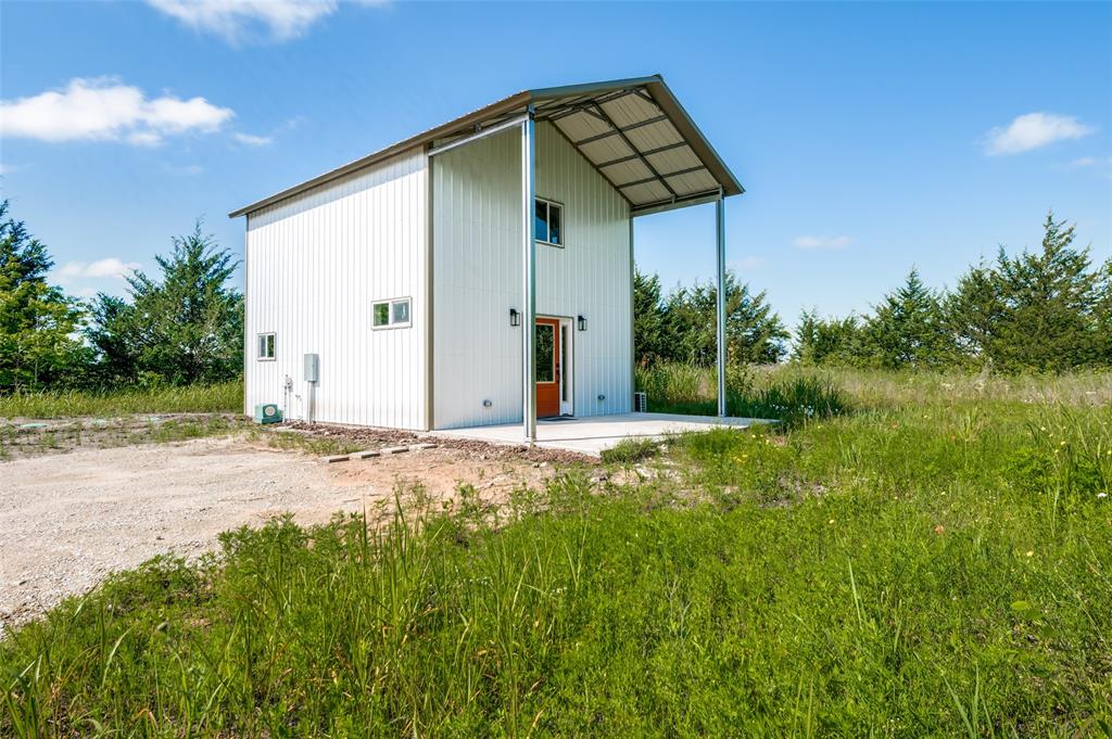 ROBINSONS LACKEY DRIVE ADDITION (GCN), LOT 1 - Residential