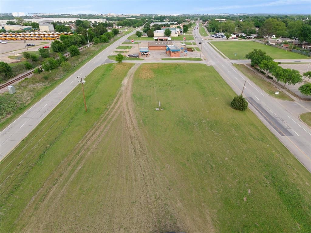 Photo of 1607 E Scyene Road, Mesquite, TX 75149 (MLS # 21241351)