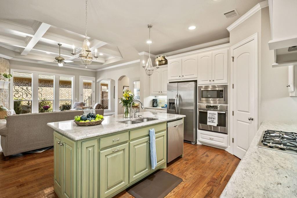 Silver Lake - Residential