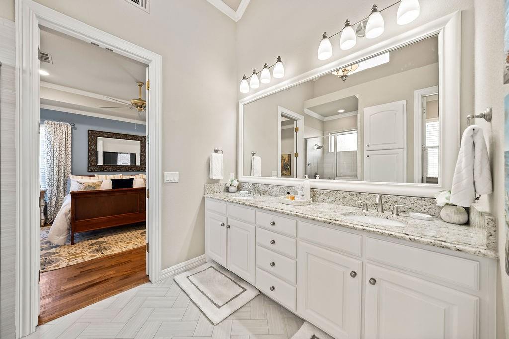 Silver Lake - Residential