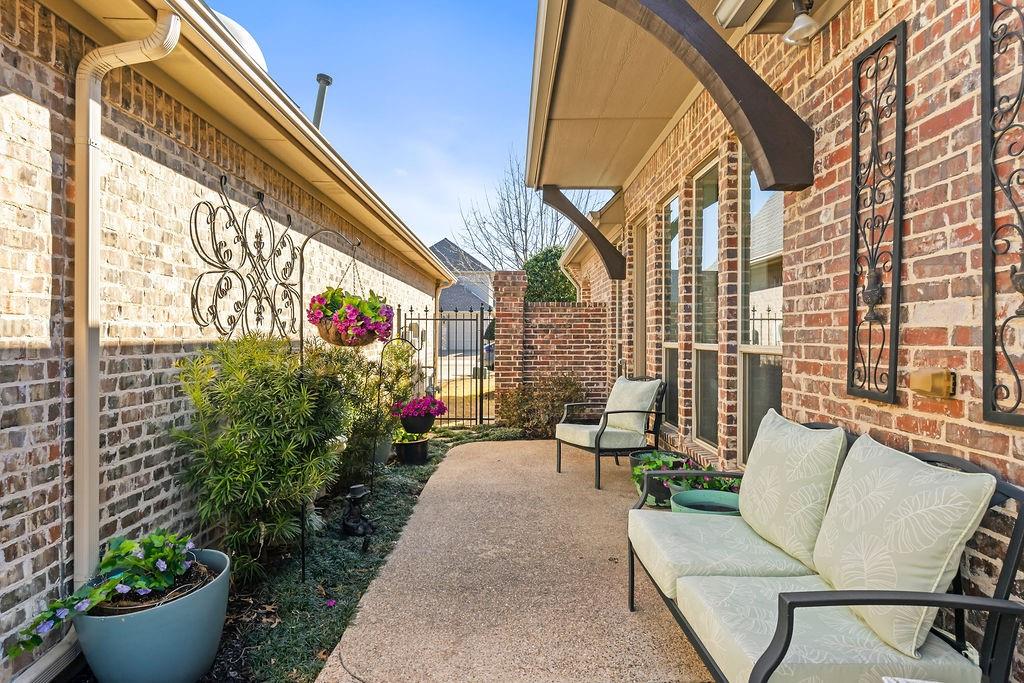 Silver Lake - Residential