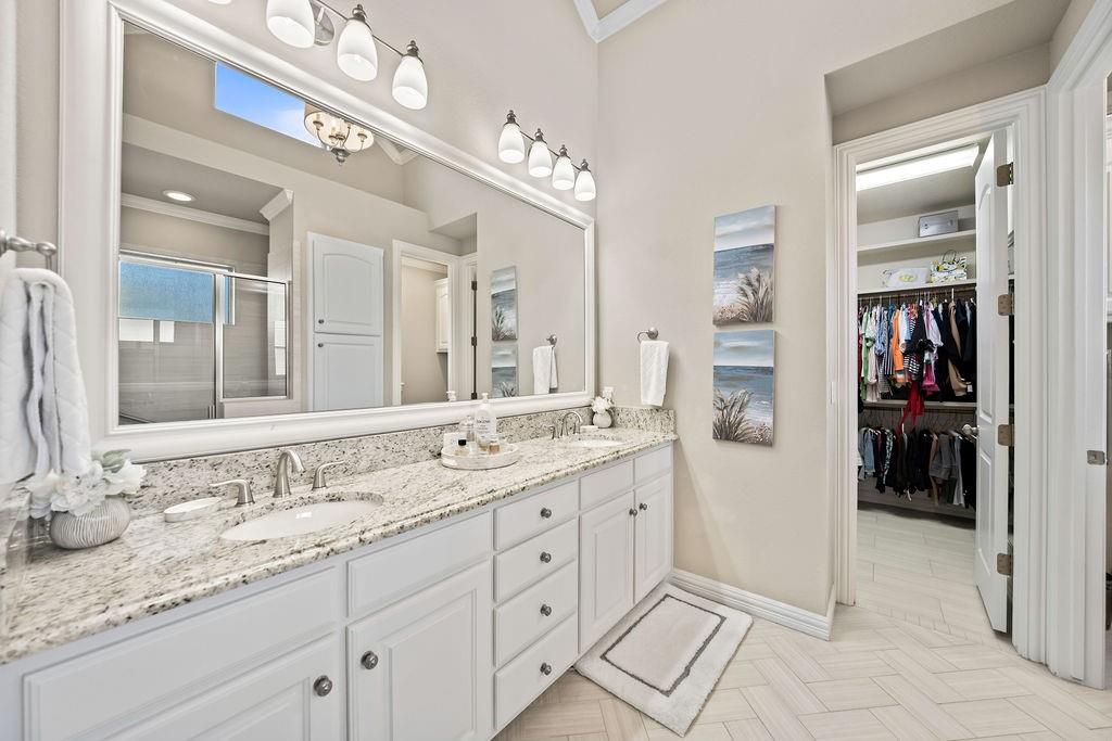 Silver Lake - Residential