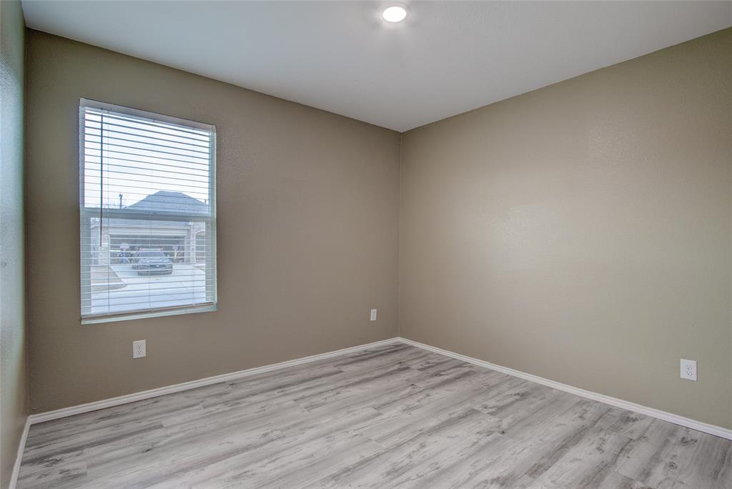 Trinity Xing Ph 5b - Residential Lease