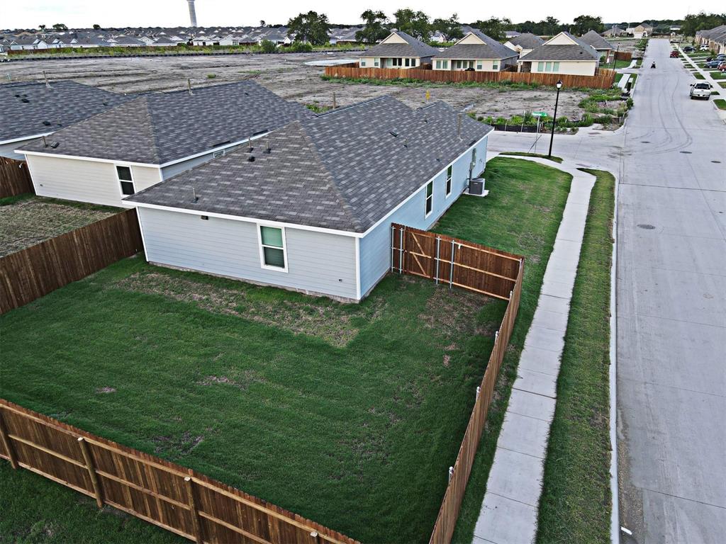 Trinity Xing Ph 5b - Residential Lease