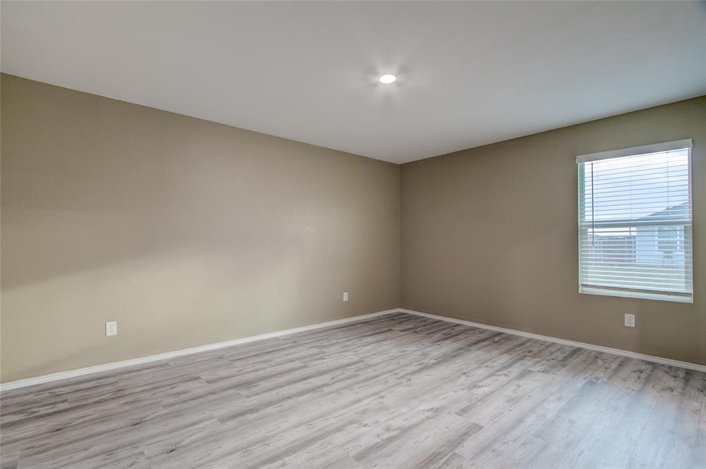 Trinity Xing Ph 5b - Residential Lease