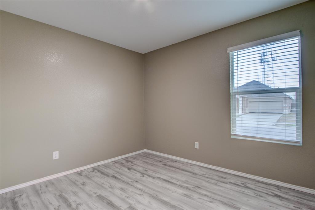 Trinity Xing Ph 5b - Residential Lease