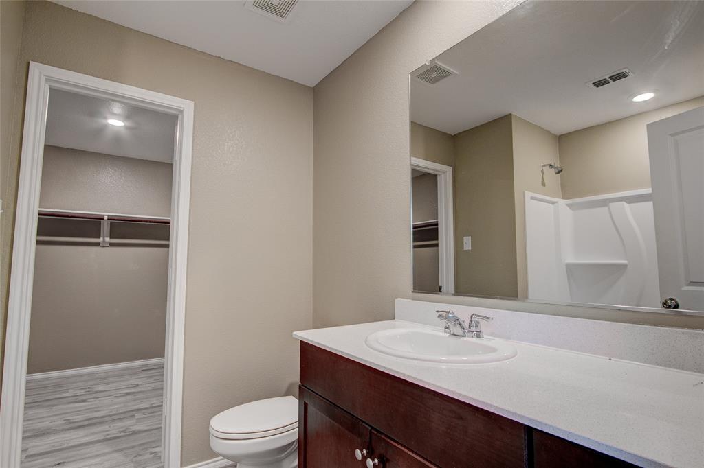 Trinity Xing Ph 5b - Residential Lease