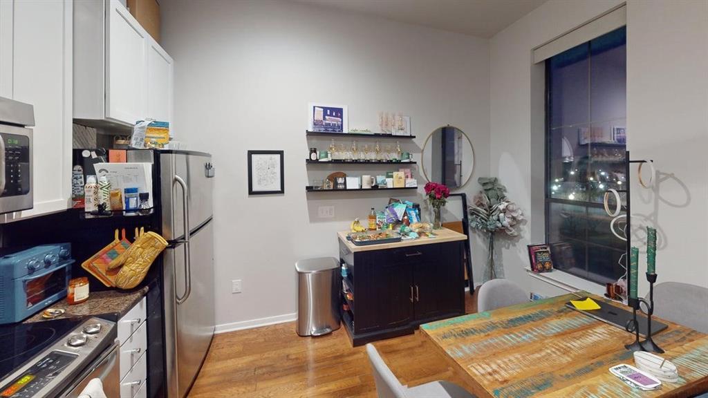 330 Austin Avenue 303