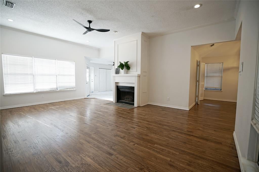 3007 Pacifica Street