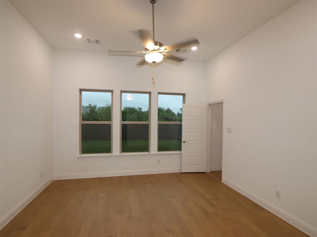 6834 Tadpole Trail