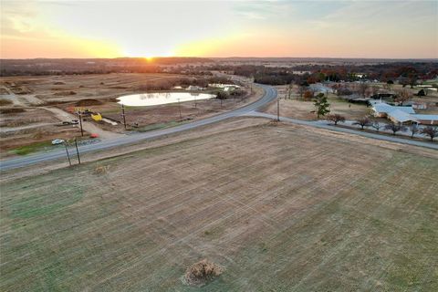 3207 Harris Street Gainesville TX 76240