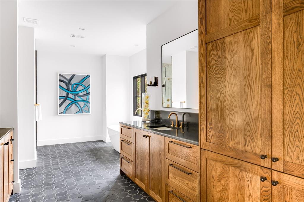 Linwood Place - Residential