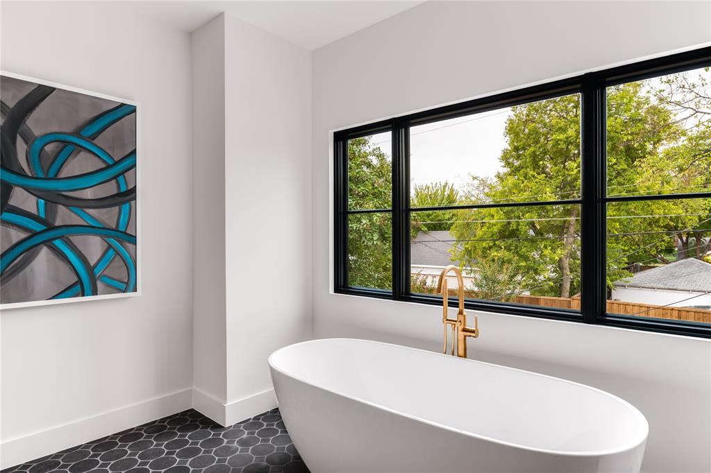 Linwood Place - Residential