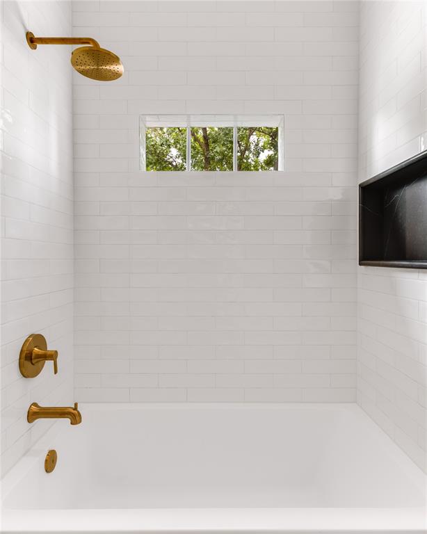 Linwood Place - Residential