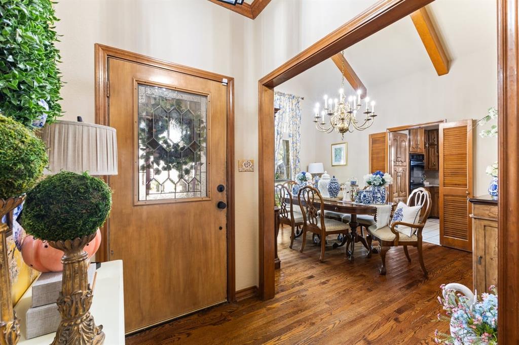 1120 Hidden Oaks Drive