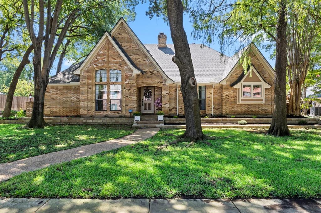 1120 Hidden Oaks Drive
