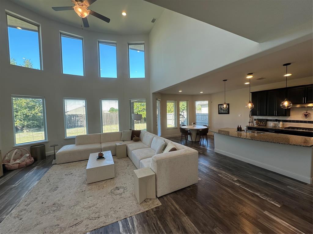 Woodbridge - Residential Lease