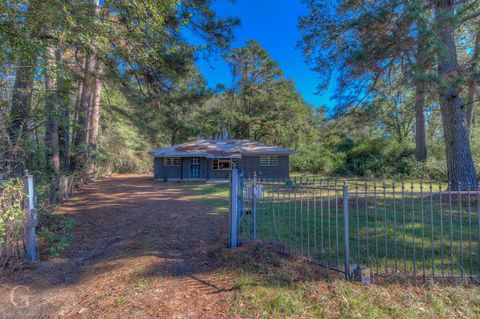 A home in Shreveport